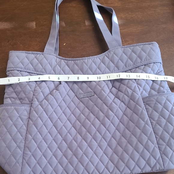 Vera Bradley Grey Quilted Tote Bag with Diamond Pattern Free Gift🤍🩶New Perfect - Picture 9 of 15